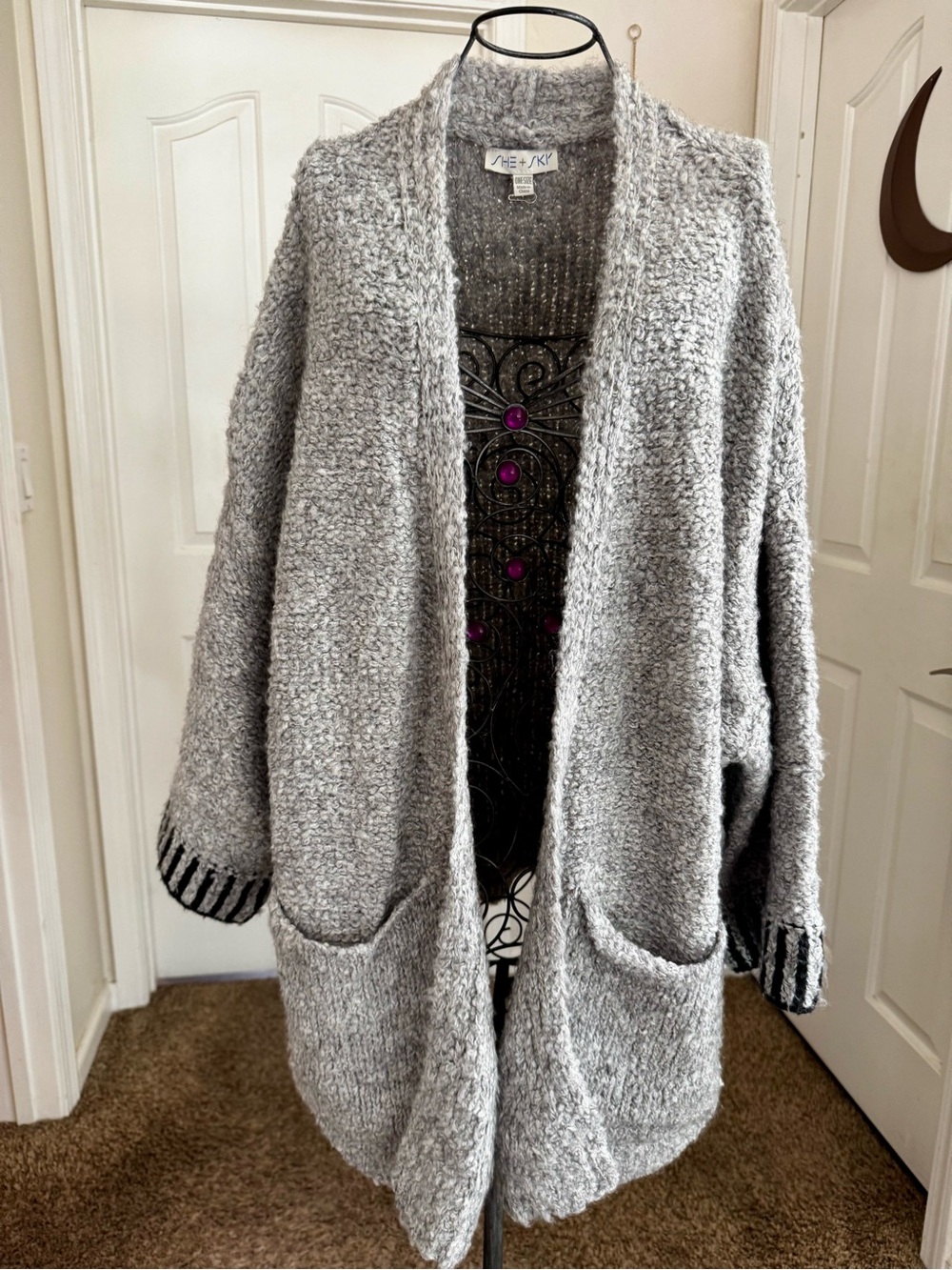 She + Sky Open-Front Gray Bouclé Cardigan with Pockets